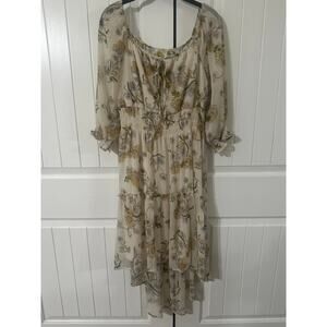 Fig and Flower Floral Boho Size Medium Smocked Waist Sheer Tiered 3/4 Sleeve
